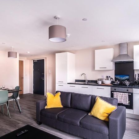 Modern & Spacious 2 Bed Apartment In Manchester Eksteriør billede