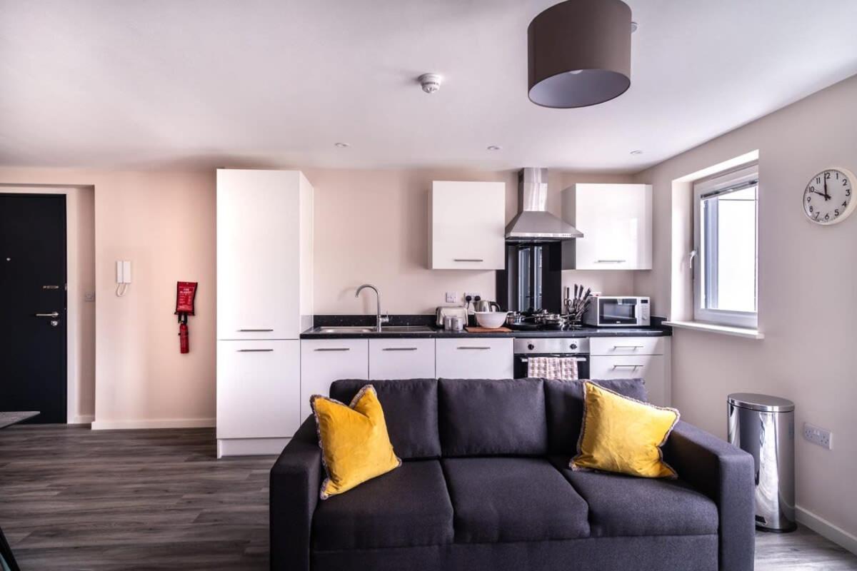 Modern & Spacious 2 Bed Apartment In Manchester Eksteriør billede