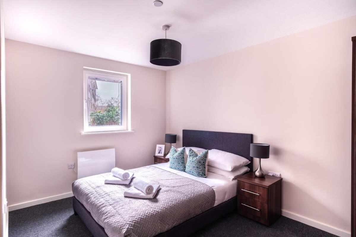 Modern & Spacious 2 Bed Apartment In Manchester Eksteriør billede